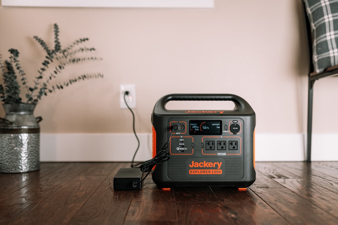 Portable backup power station for home use
